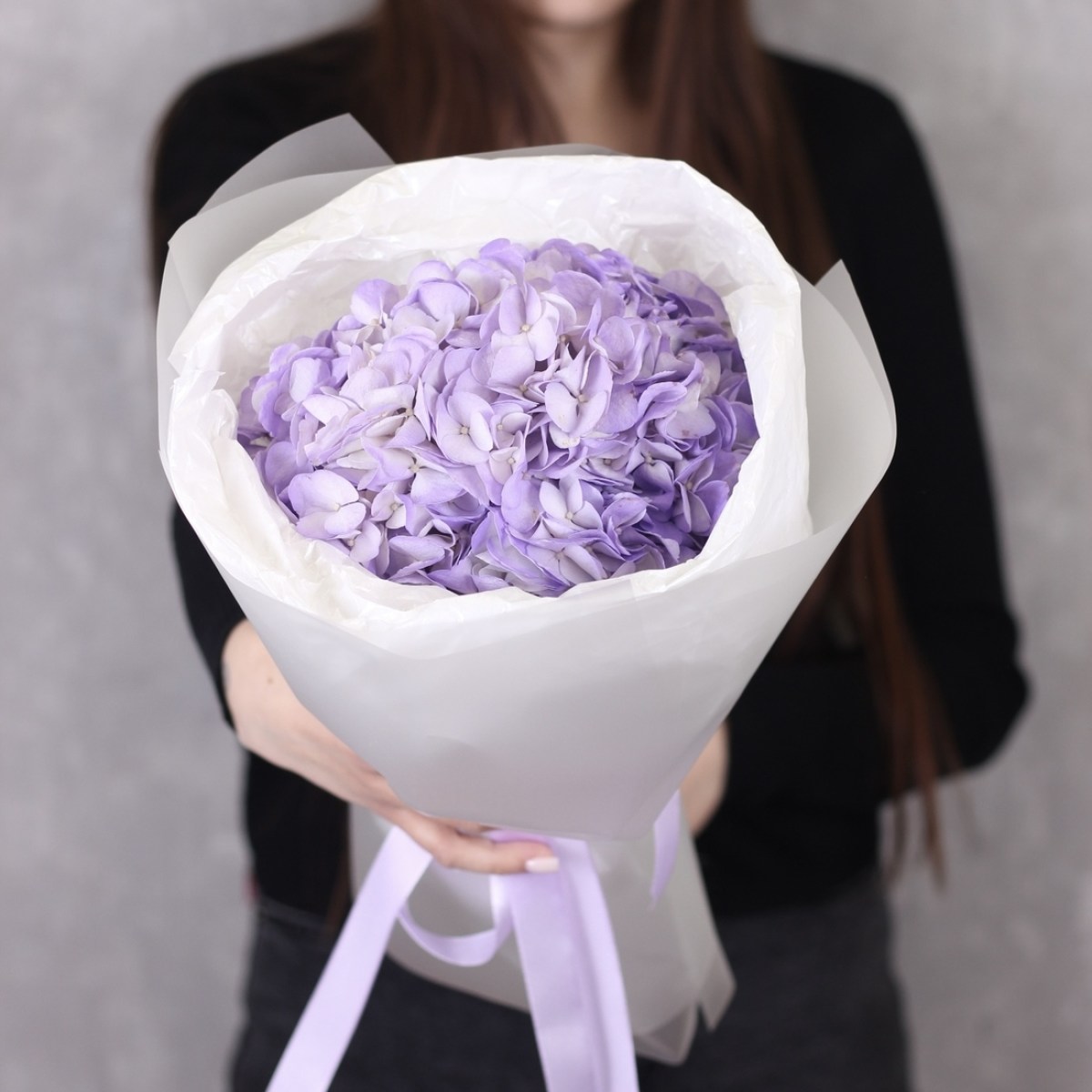 букет из сиреневой гортензии